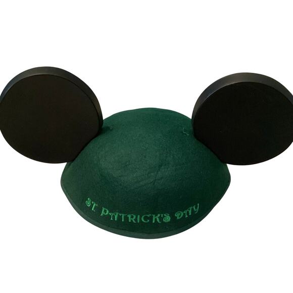 Vintage Disney Parks Green St. Patrick\'s Day Mickey Mouse Ears Hat